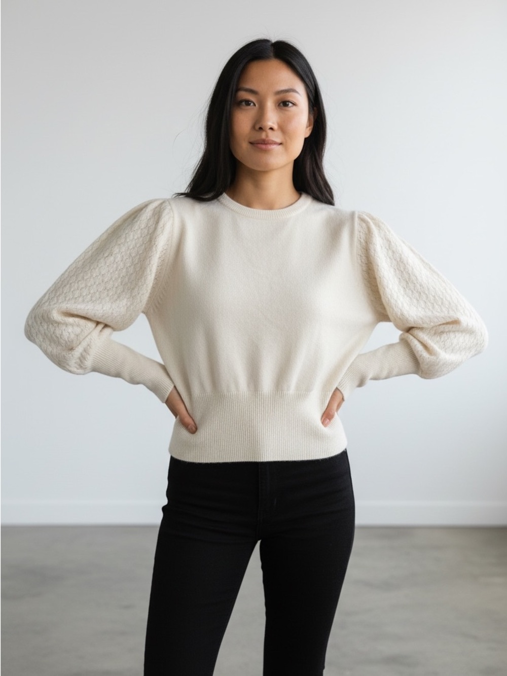 CRUSH 100%Cashmere Cream Crew Neck Sweater with Puffy Sleeves Size 0 or XS